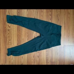 Cropped lulu leggings